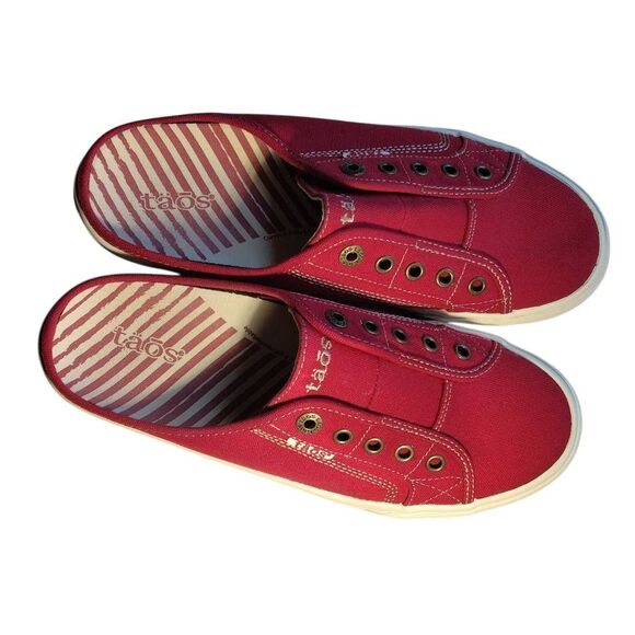 Toas EZ Soul Red Canvas Slip On Mule Sneakers Size 9 - Picture 1 of 16